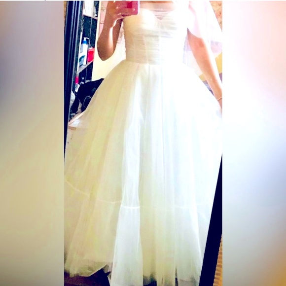 Brand new WEDDING MIDI white soft tulle dress - Picture 2 of 6